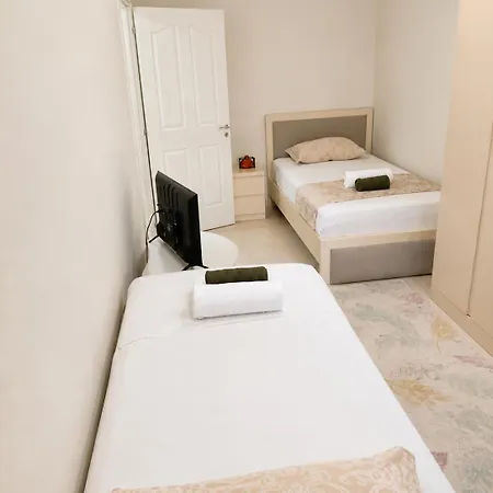 Sea & Escape - 2 Bedroom With Lift By The Дуррес