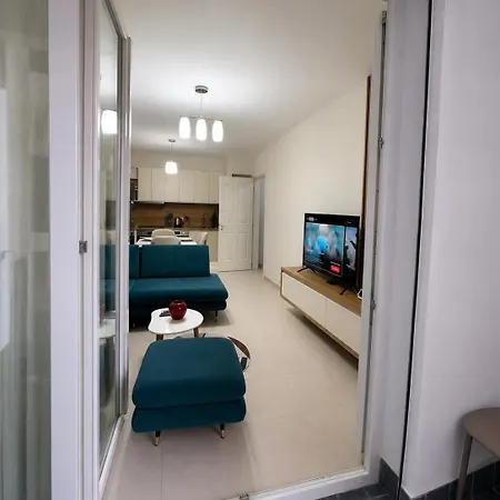Апартаменты Sea & Escape - 2 Bedroom With Lift By The Дуррес